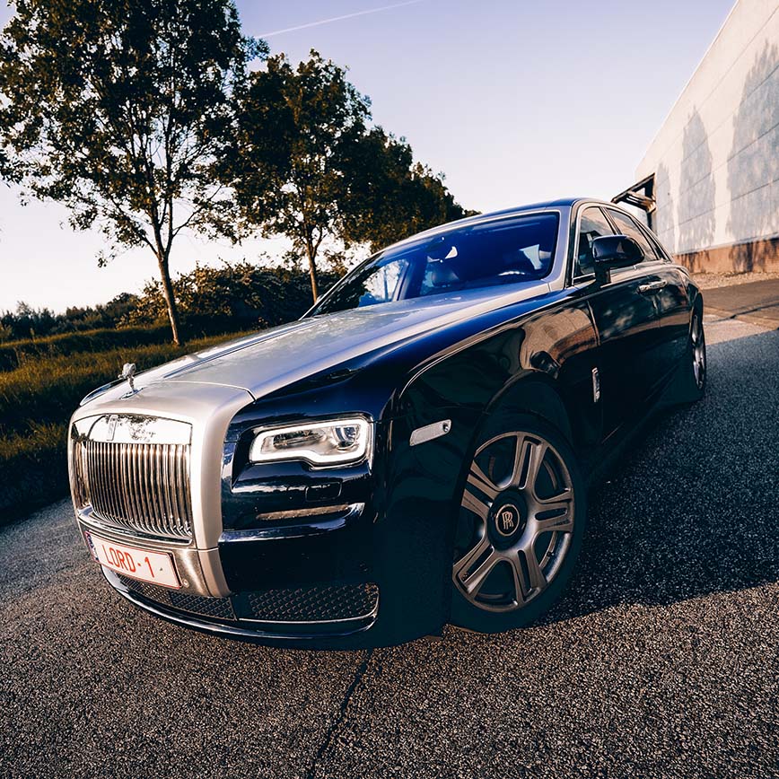 ROLLS-ROYCE GHOST