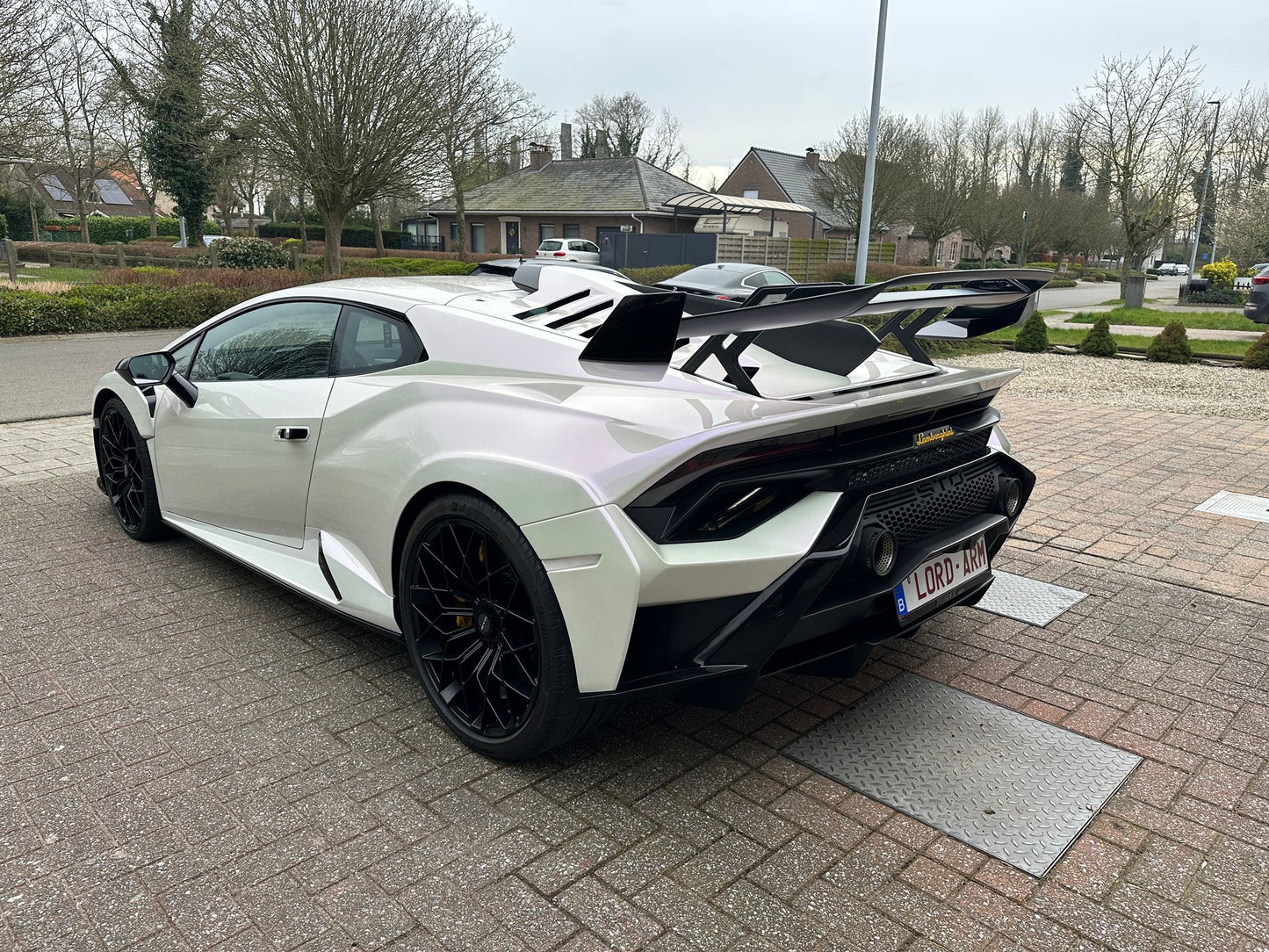 LAMBORGHINI HURACAN STO